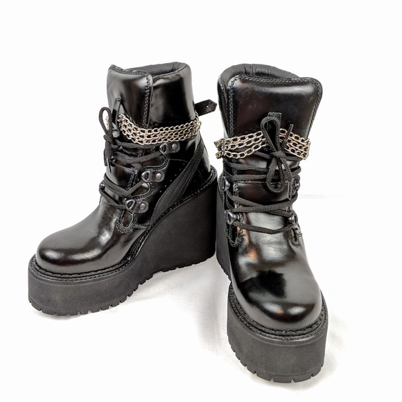 FENTY x PUMA Rhianna Black Chain Wedge Platform Laceup Sporty Ankle Boots NEW - Picture 3 of 10